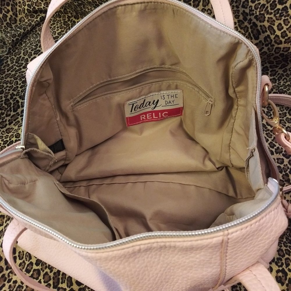 1546 Relic Pink Leather Shoulder Bag - Picture 6 of 7